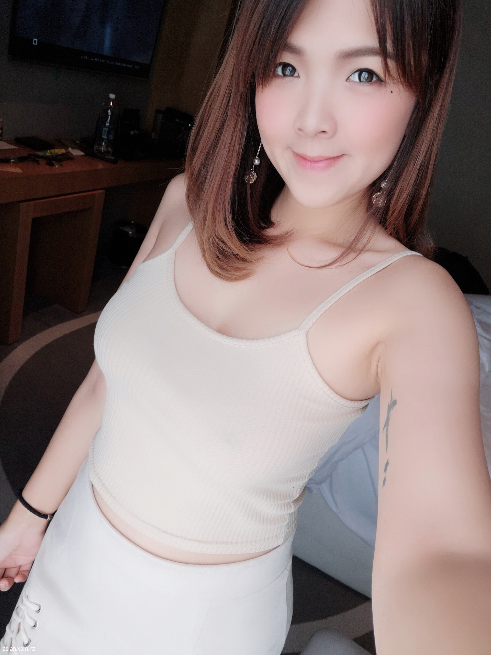 Malaysia Model Mier Yap Nude Leaked 057