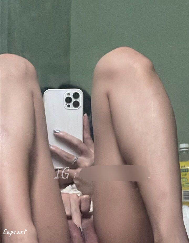 Vietnamese Girl Nhat Ha Nude Leaked 016